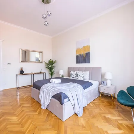 Appartement Exclusive & Cozy W' Balcony Boedapest