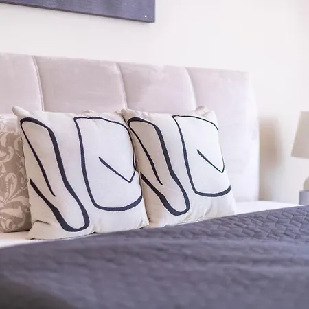 아파트 Exclusive & Cozy W' Balcony